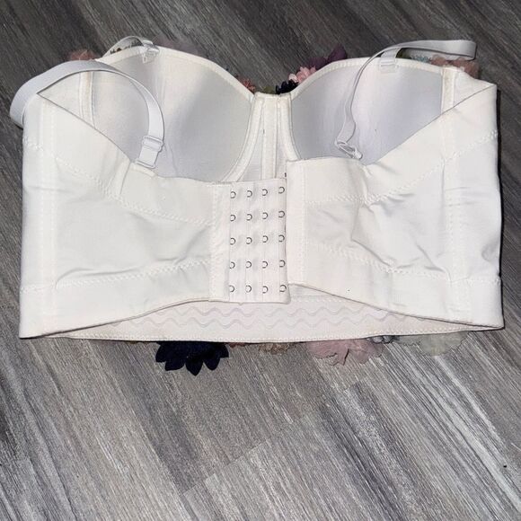 Floral Embellished Bustier Top - Picture 4 of 6